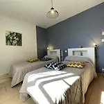 Jauregia Nyaraló *